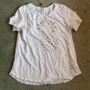 t - shirt, white, gold pineapple, size medium, old navy